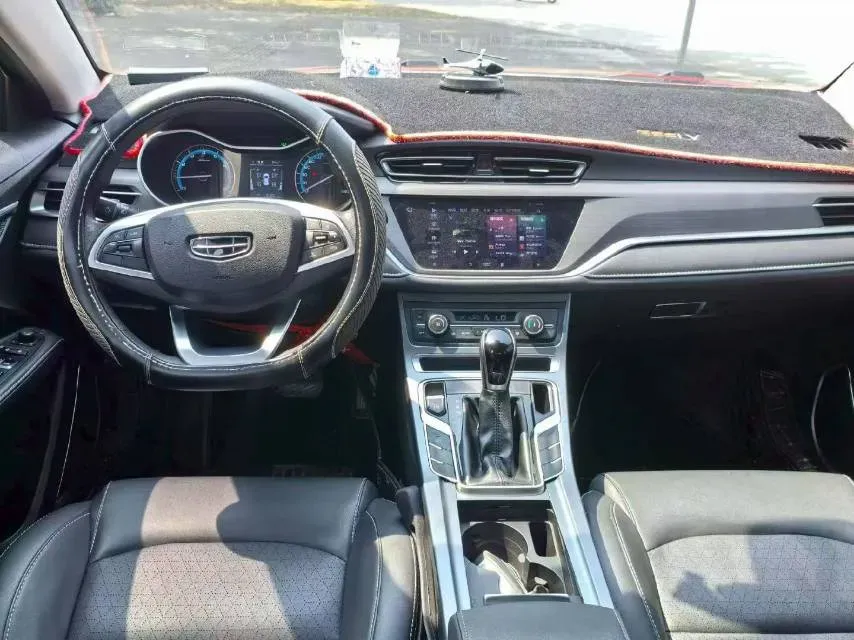 2021 BaoJun 530 1.5T 147HP L4 CVT,autocango,china used car exporter,china ev exporter,chinese used car exporter,chinese used ev exporter