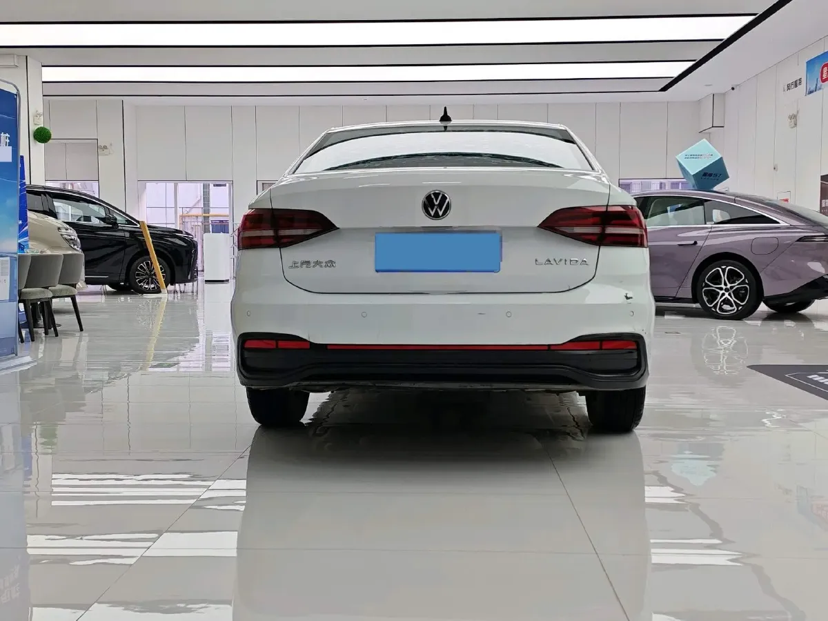 2023 Volkswagen Lavida 1.5L 110HP L4 6AT,autocango,china used car exporter,china ev exporter,chinese used car exporter,chinese used ev exporter