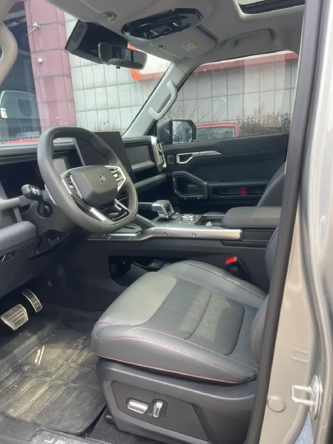 2023 Jetour Traveller 2.0T 254HP L4 7DCT,autocango,china used car exporter,china ev exporter,chinese used car exporter,chinese used ev exporter