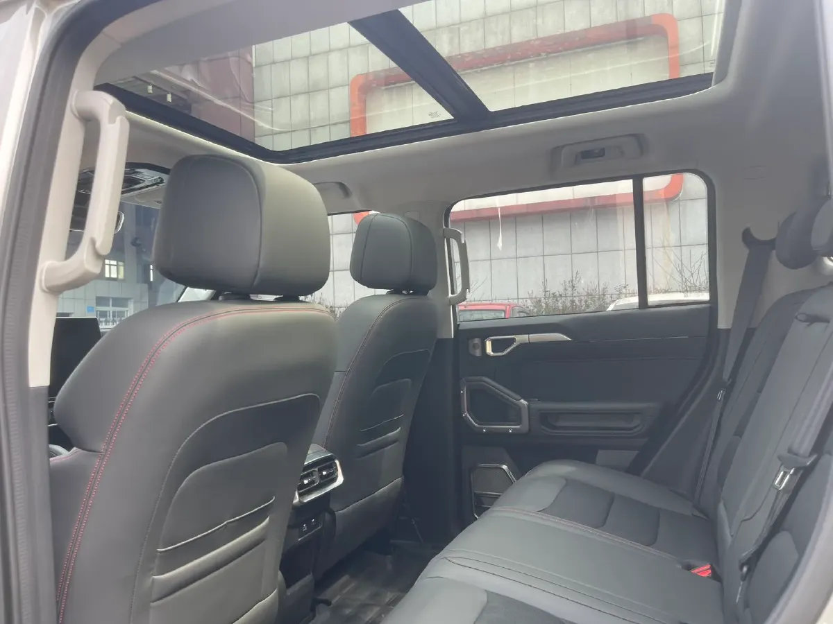 2023 Jetour Traveller 2.0T 254HP L4 7DCT,autocango,china used car exporter,china ev exporter,chinese used car exporter,chinese used ev exporter