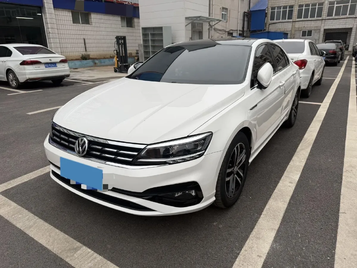 2019 Volkswagen Tayron 2.0T 186HP L4 7DCT,autocango,china used car exporter,china ev exporter,chinese used car exporter,chinese used ev exporter