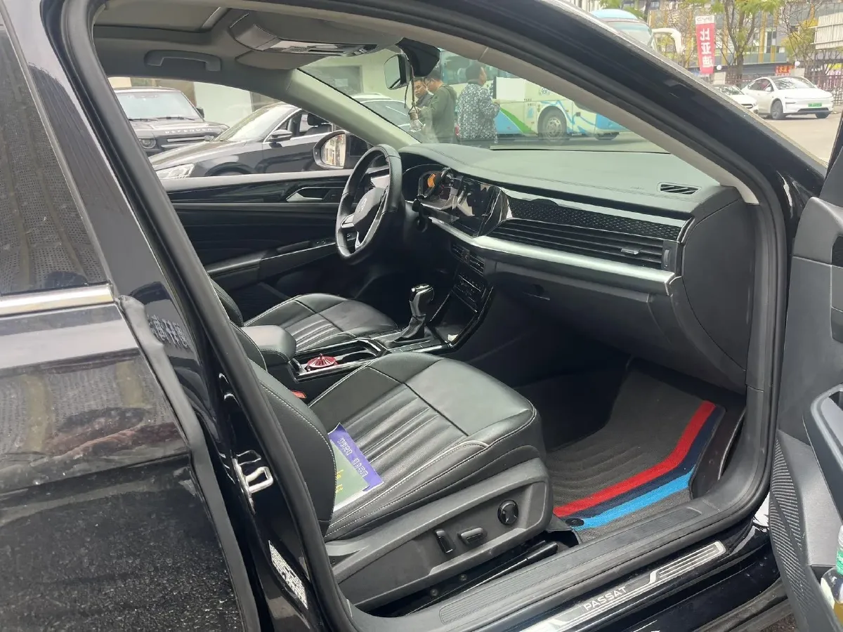 2023 Volkswagen Passat 2.0T 186HP L4 7DCT,autocango,china used car exporter,china ev exporter,chinese used car exporter,chinese used ev exporter