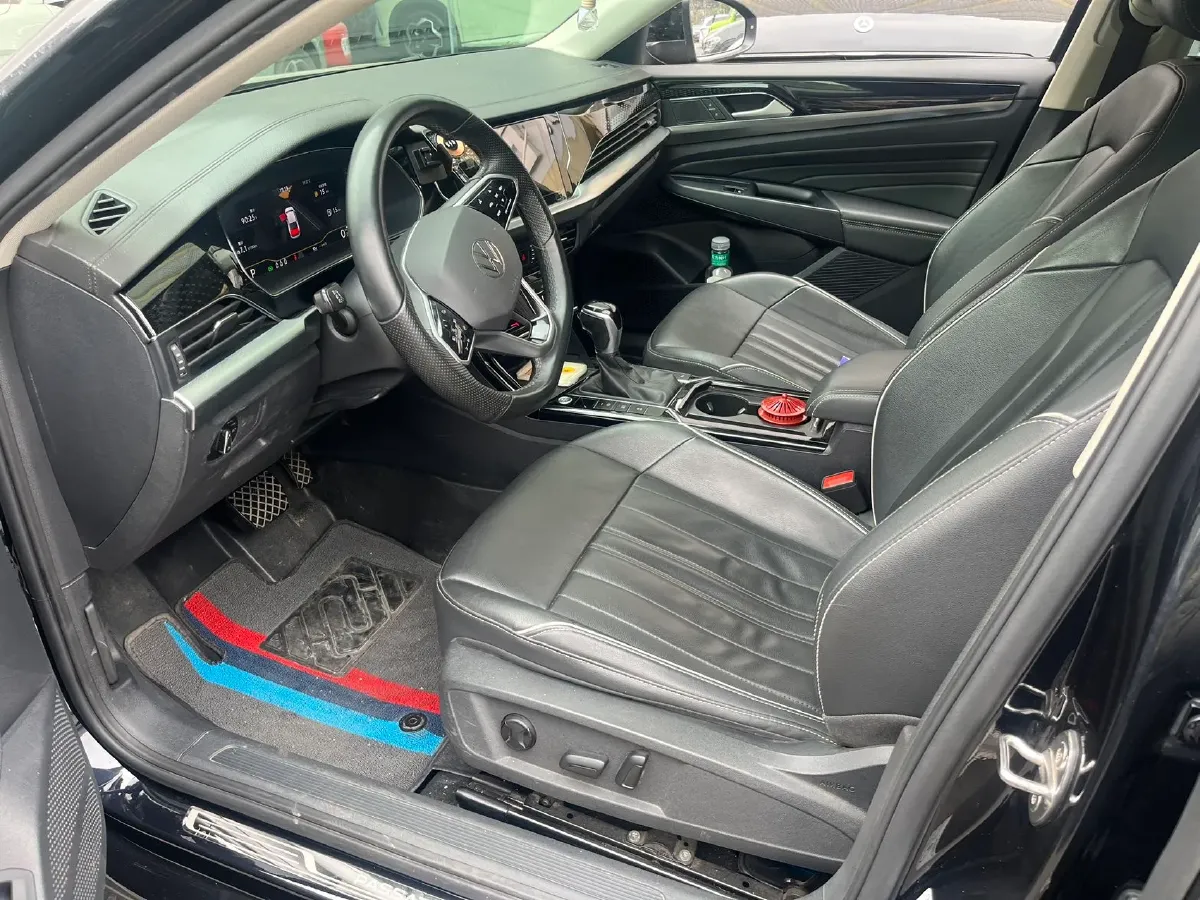 2023 Volkswagen Passat 2.0T 186HP L4 7DCT,autocango,china used car exporter,china ev exporter,chinese used car exporter,chinese used ev exporter