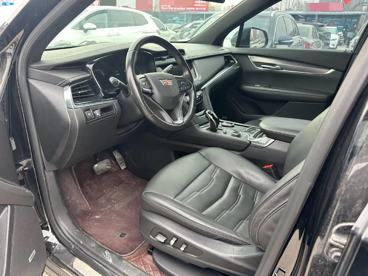 2021 Cadillac XT6 2.0T 237HP L4 9AT,autocango,china used car exporter,china ev exporter,chinese used car exporter,chinese used ev exporter