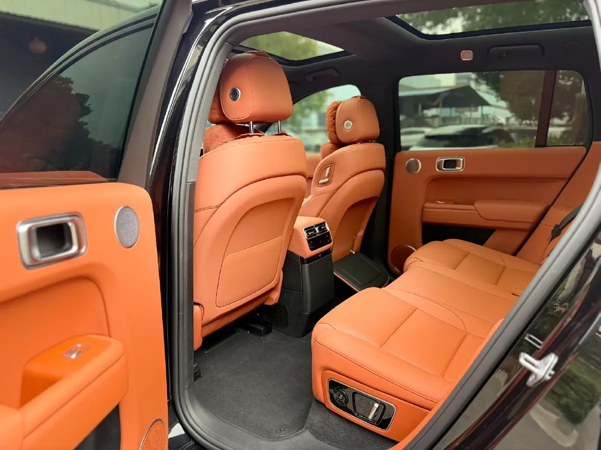 2025 Li L7 Range Extended 154HP REEV,autocango,china used car exporter,china ev exporter,chinese used car exporter,chinese used ev exporter