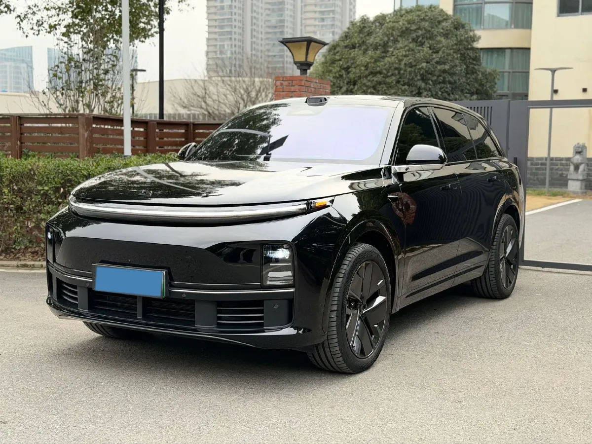 2025 Li L7 Range Extended 154HP REEV,autocango,china used car exporter,china ev exporter,chinese used car exporter,chinese used ev exporter