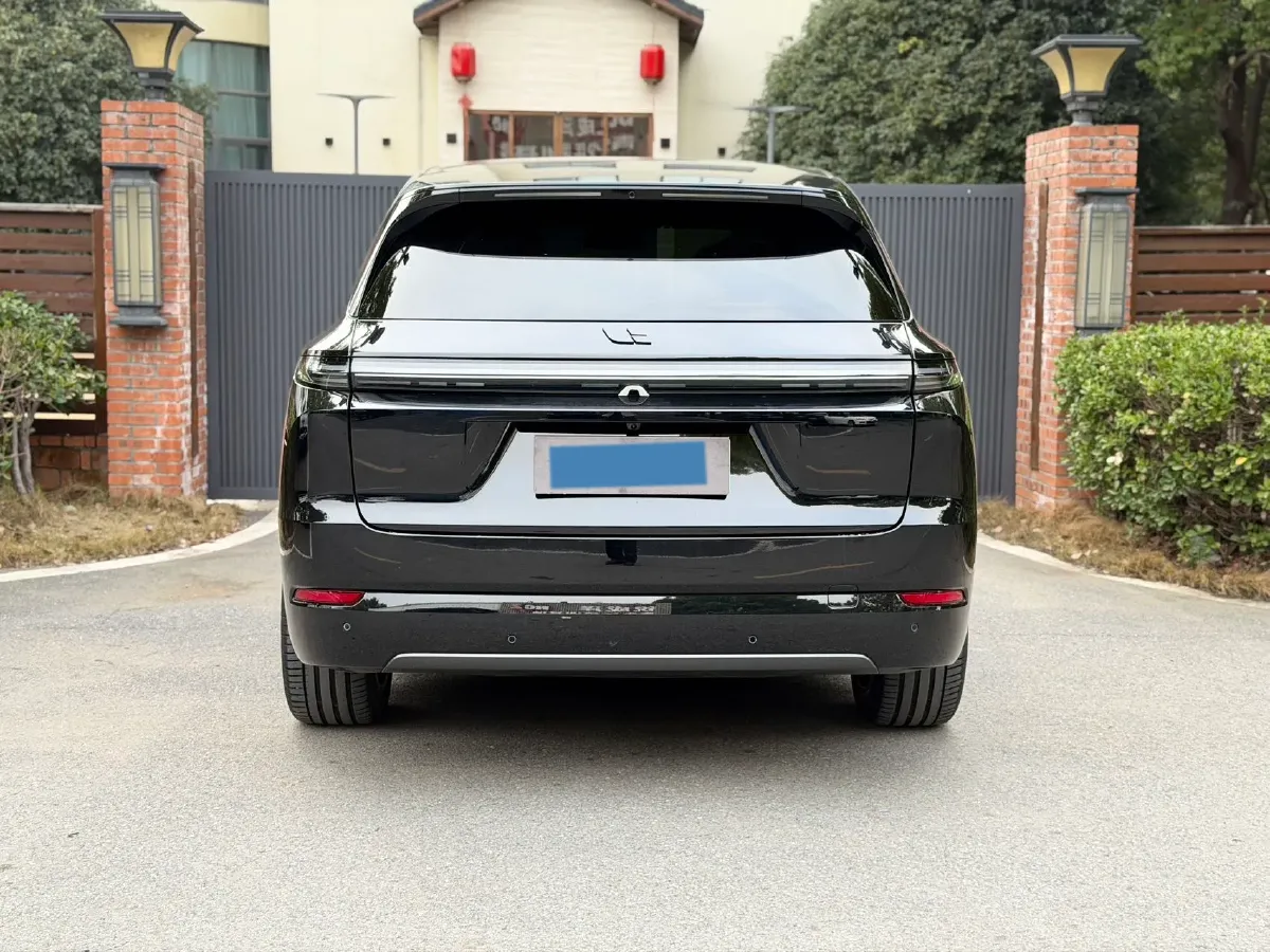 2025 Li L7 Range Extended 154HP REEV,autocango,china used car exporter,china ev exporter,chinese used car exporter,chinese used ev exporter