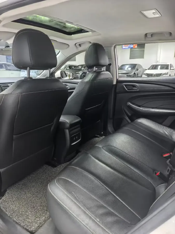 2021 Roewe Ei5 BEV 61.1KWH,autocango,china used car exporter,china ev exporter,chinese used car exporter,chinese used ev exporter