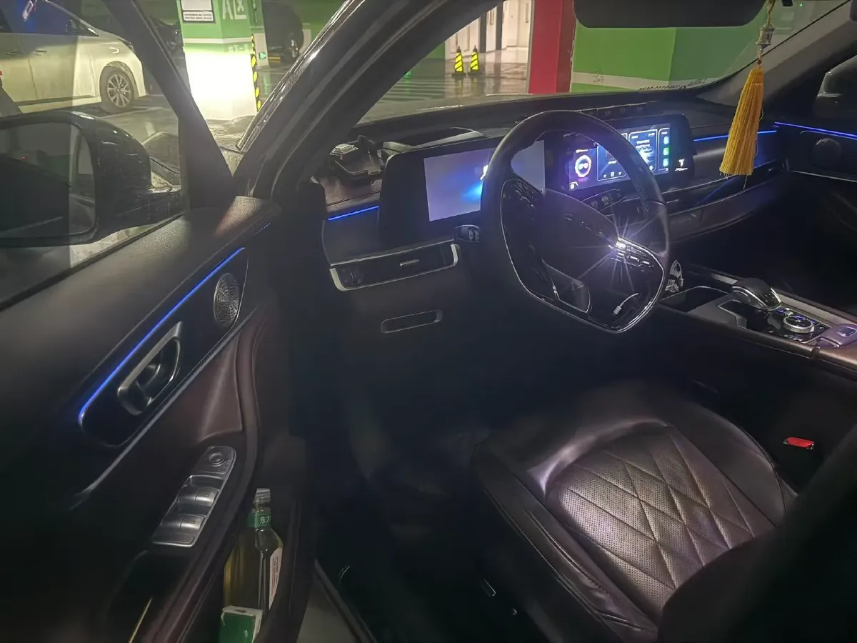 2022 Chery Tiggo 8 PRO 1.6T 197HP L4 7DCT,autocango,china used car exporter,china ev exporter,chinese used car exporter,chinese used ev exporter