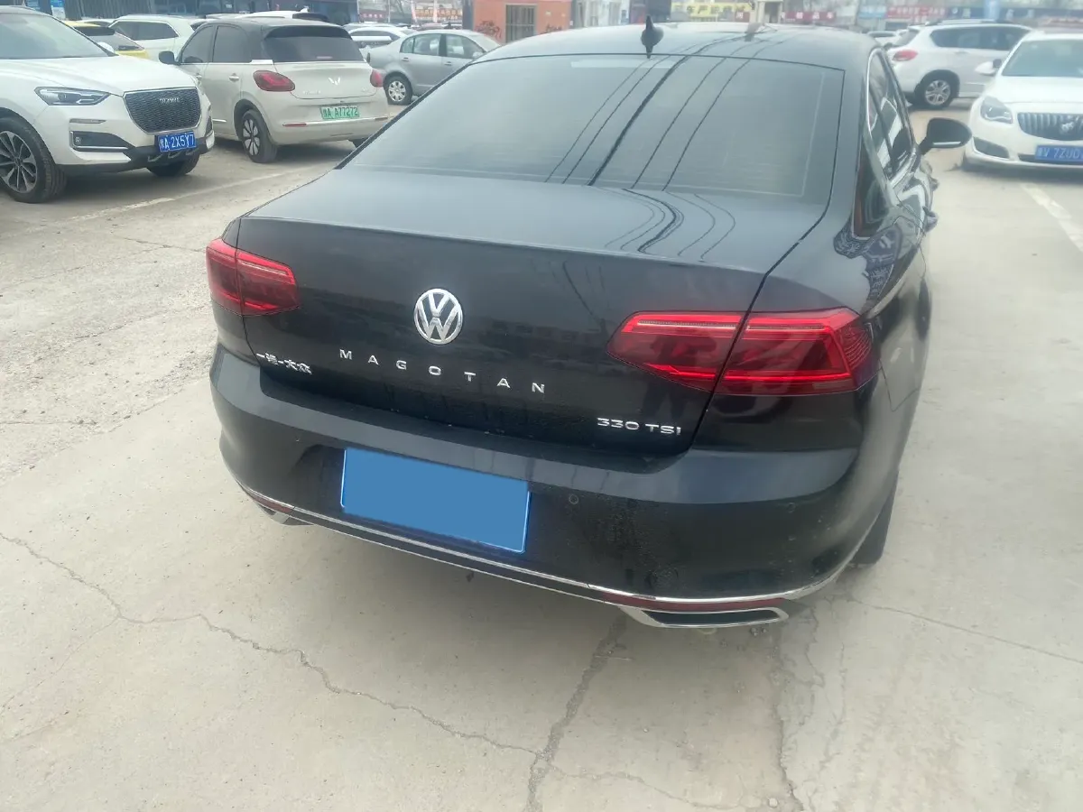 2020 Volkswagen Magotan 2.0T 186HP L4 7DCT,autocango,china used car exporter,china ev exporter,chinese used car exporter,chinese used ev exporter