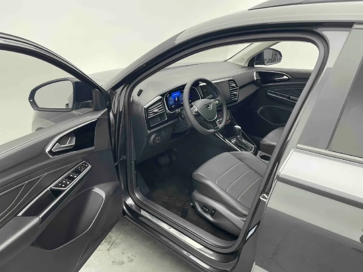 2022 Jetta VS7 1.4T 150HP L4 6AT,autocango,china used car exporter,china ev exporter,chinese used car exporter,chinese used ev exporter