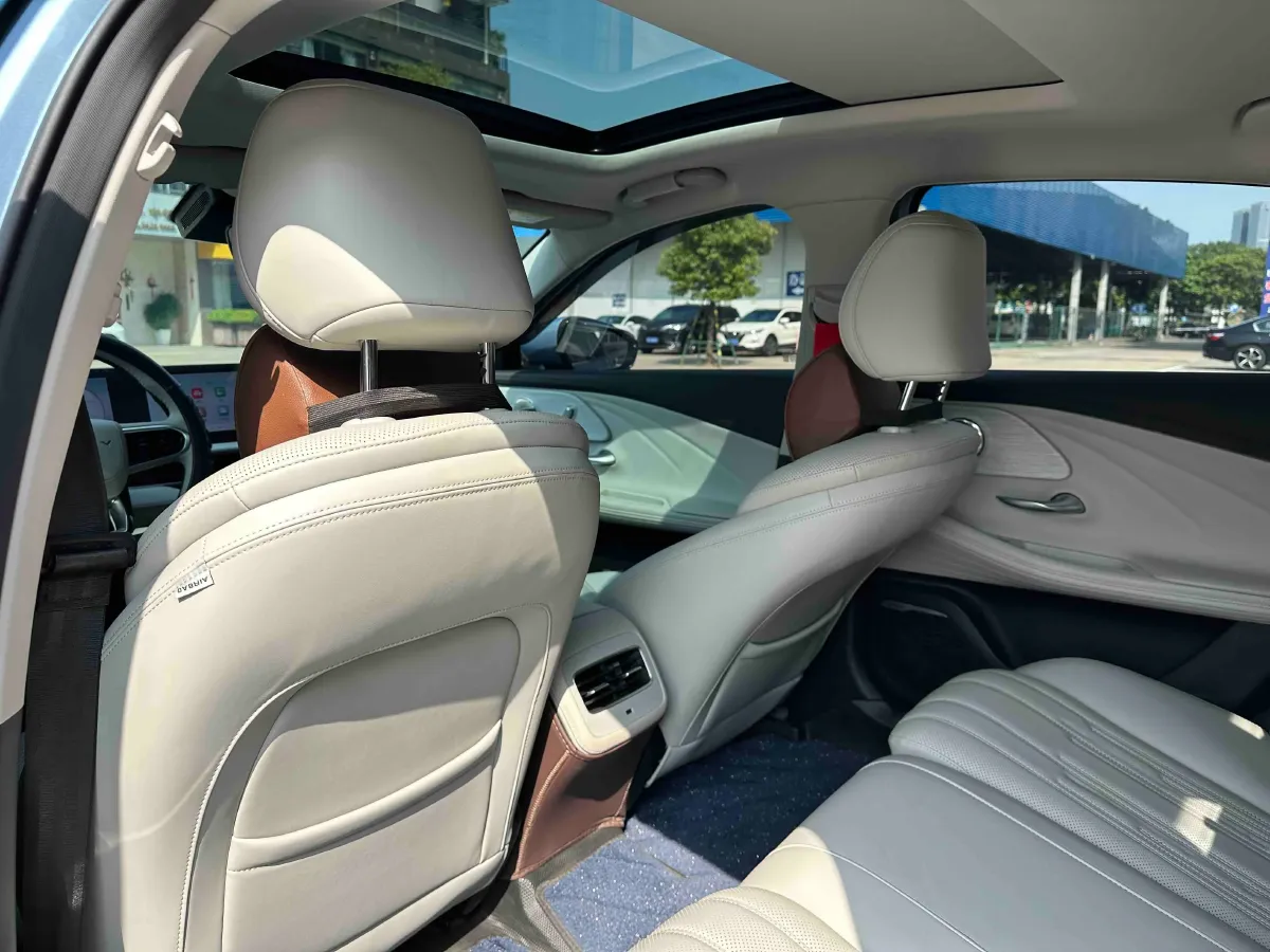 2024 Fulwin FulwinA8 1.5T 156HP L4 1DHT PHEV 18.3KWH,autocango,china used car exporter,china ev exporter,chinese used car exporter,chinese used ev exporter