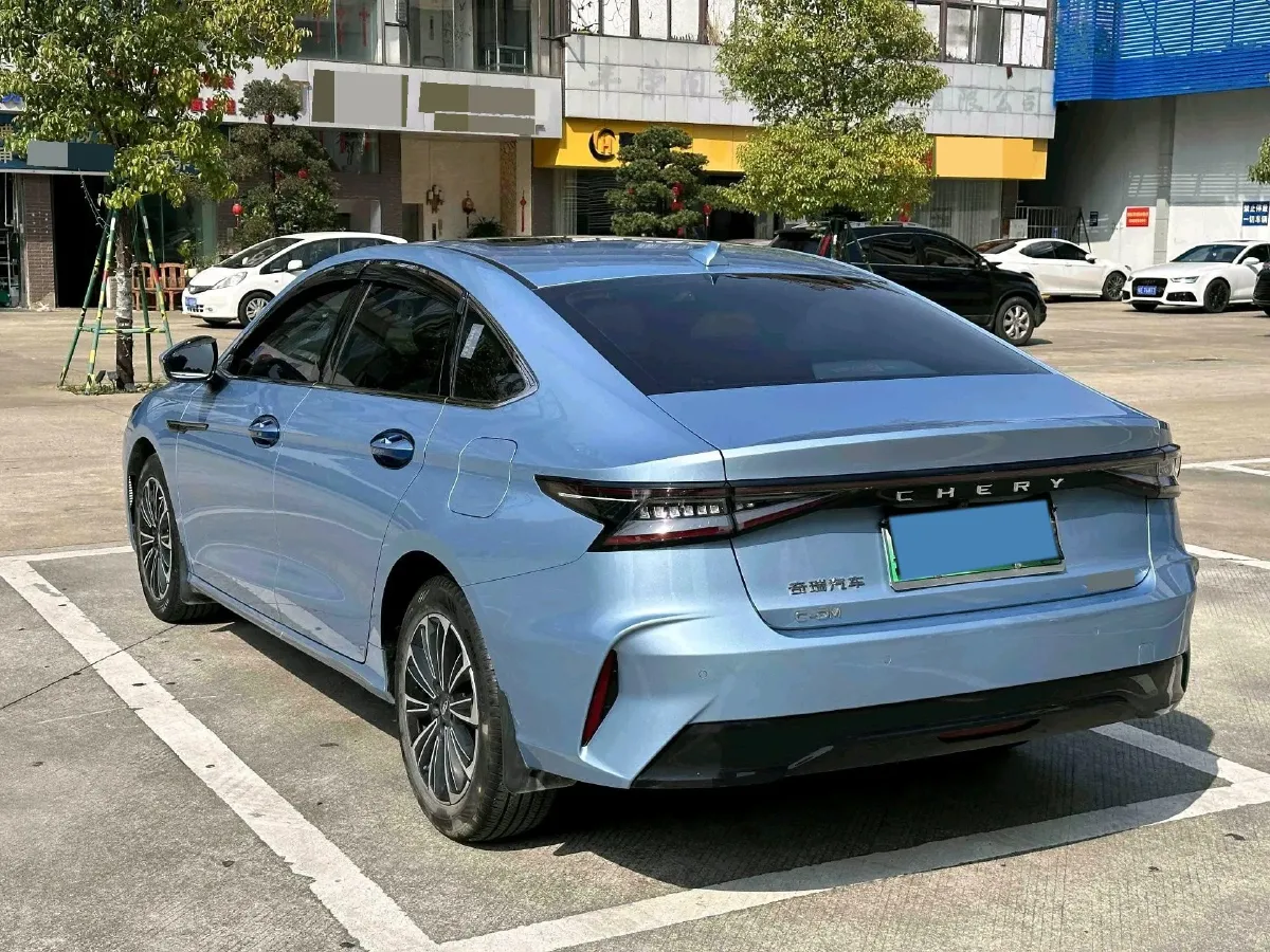 2024 Fulwin FulwinA8 1.5T 156HP L4 1DHT PHEV 18.3KWH,autocango,china used car exporter,china ev exporter,chinese used car exporter,chinese used ev exporter