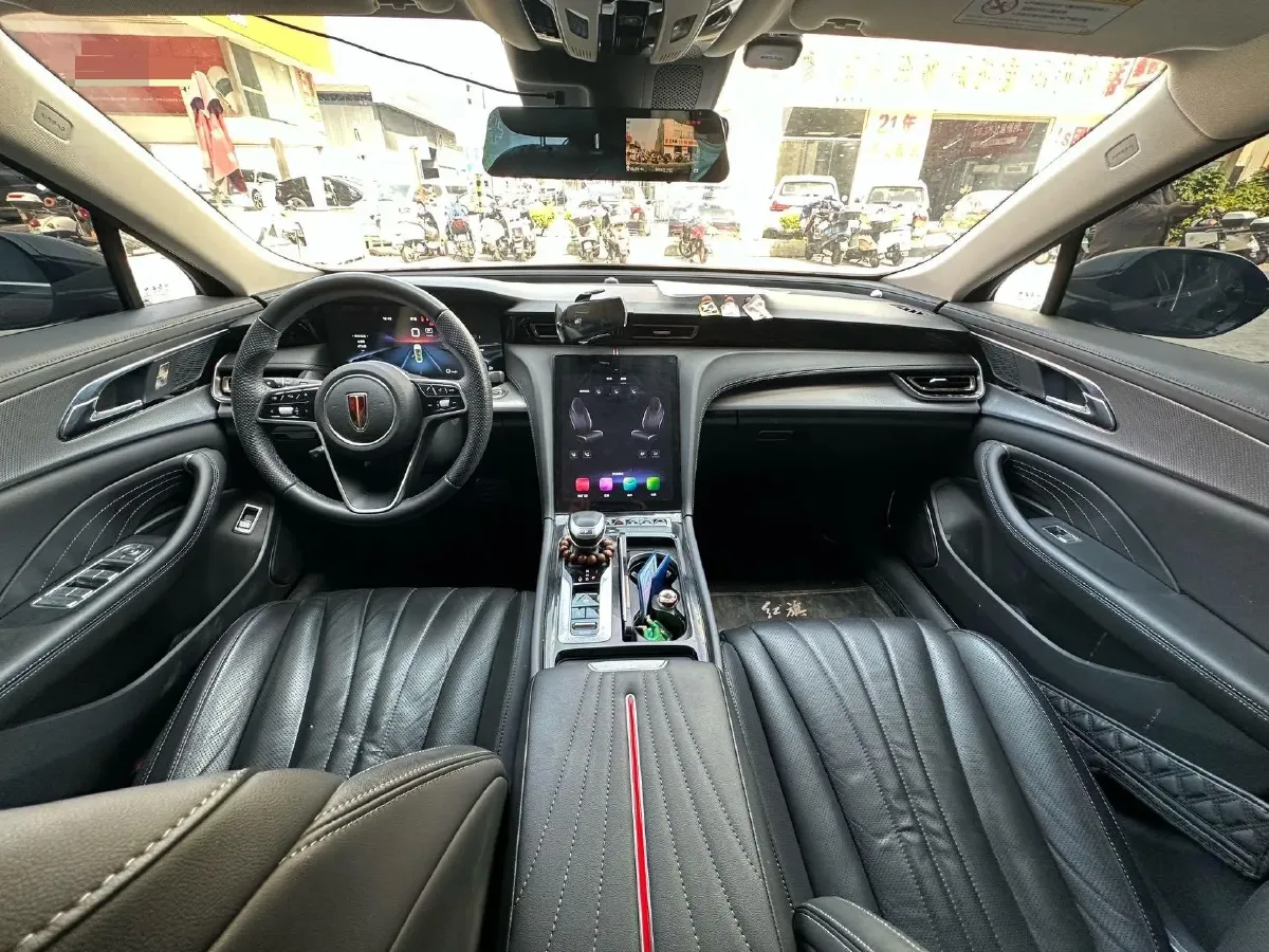 2023 HongQi H5 2.0T 224HP L4 8AT,autocango,china used car exporter,china ev exporter,chinese used car exporter,chinese used ev exporter