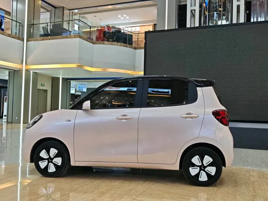 2025 WuLing HongGuang MINI EV BEV 16.2KWH,autocango,china used car exporter,china ev exporter,chinese used car exporter,chinese used ev exporter