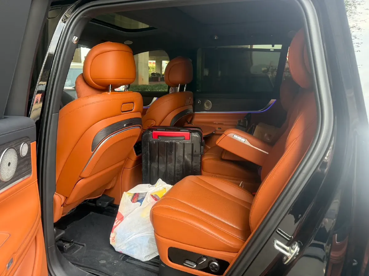 2024 AITO AITO M9 1.5T 152HP L4 REEV 42KWH,autocango,china used car exporter,china ev exporter,chinese used car exporter,chinese used ev exporter