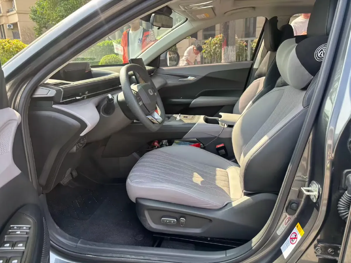 2025 ChangAn QiYuan A05 1.5L 98HP L4 E-CVT PHEV 18.4KWH,autocango,china used car exporter,china ev exporter,chinese used car exporter,chinese used ev exporter