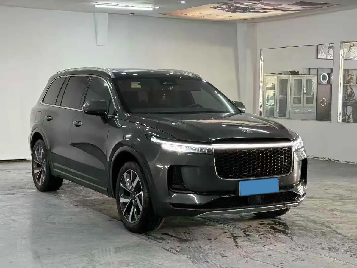 2021 Li ONE Range Extended 131HP REEV 40.5KWH,autocango,china used car exporter,china ev exporter,chinese used car exporter,chinese used ev exporter
