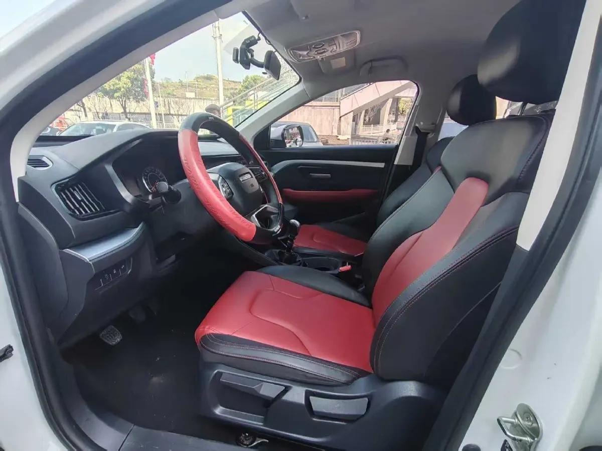 2018 Haval H2s 1.5T 150HP L4 6MT,autocango,china used car exporter,china ev exporter,chinese used car exporter,chinese used ev exporter