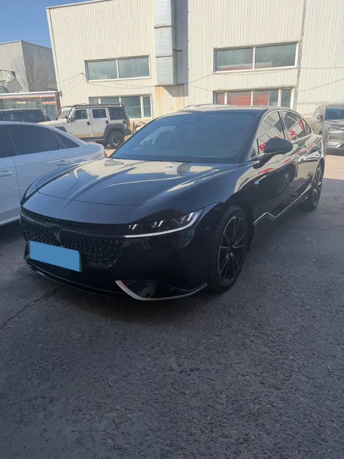 2024 Voyah ZhuiGuang 1.5T 136HP L4 PHEV 43KWH,autocango,china used car exporter,china ev exporter,chinese used car exporter,chinese used ev exporter
