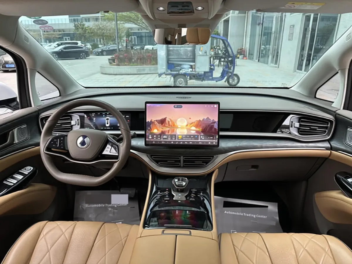 2022 HongQi HS7 3.0T 337HP V6 8AT,autocango,china used car exporter,china ev exporter,chinese used car exporter,chinese used ev exporter