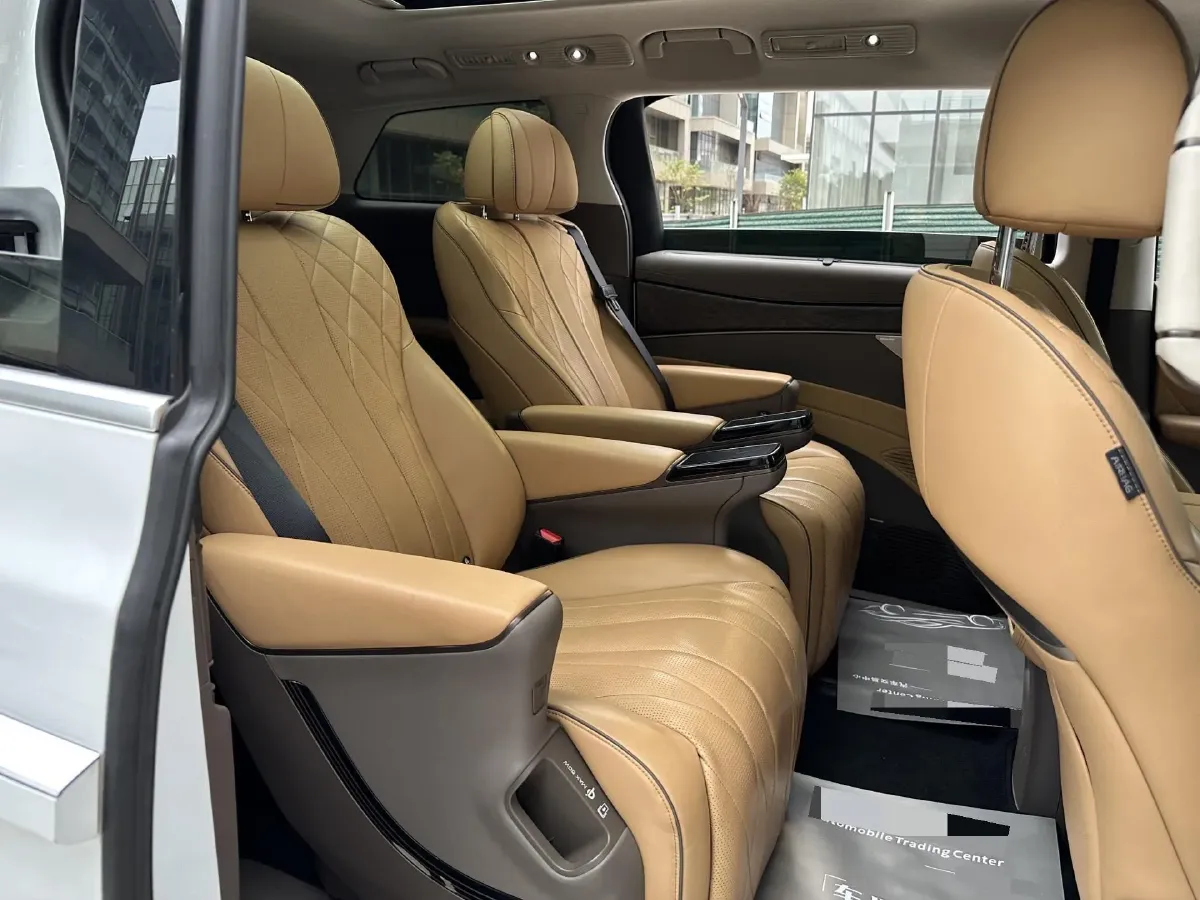 2022 HongQi HS7 3.0T 337HP V6 8AT,autocango,china used car exporter,china ev exporter,chinese used car exporter,chinese used ev exporter