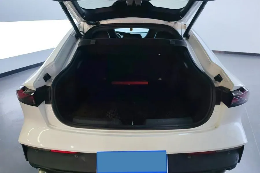 2023 ChangAn UNI-V 1.5T 188HP L4 7DCT,autocango,china used car exporter,china ev exporter,chinese used car exporter,chinese used ev exporter