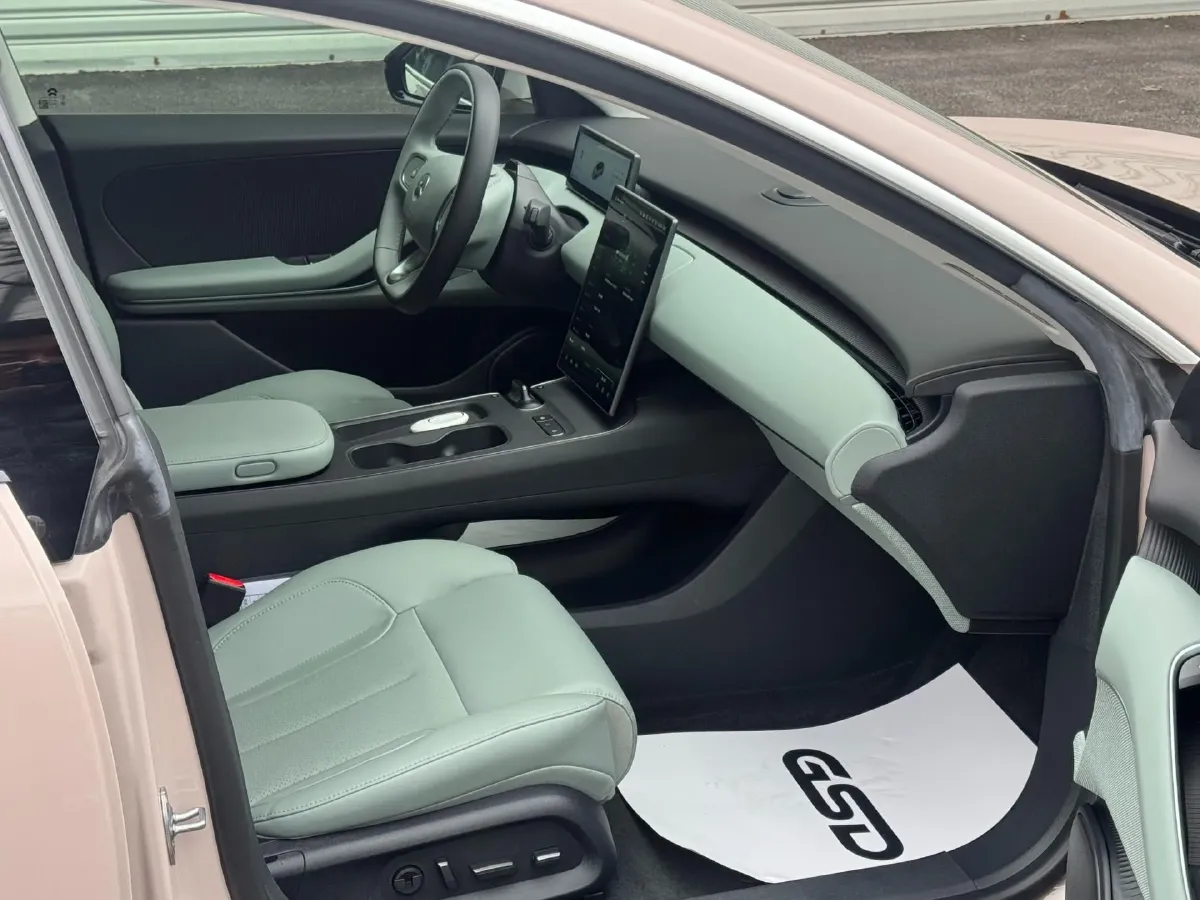 2022 JunTian HeiWuShi Youth 2.0T 203HP L4 6AT,autocango,china used car exporter,china ev exporter,chinese used car exporter,chinese used ev exporter