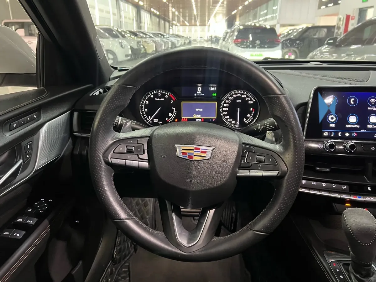 2022 Cadillac CT4 2.0T 237HP L4 8AT,autocango,china used car exporter,china ev exporter,chinese used car exporter,chinese used ev exporter