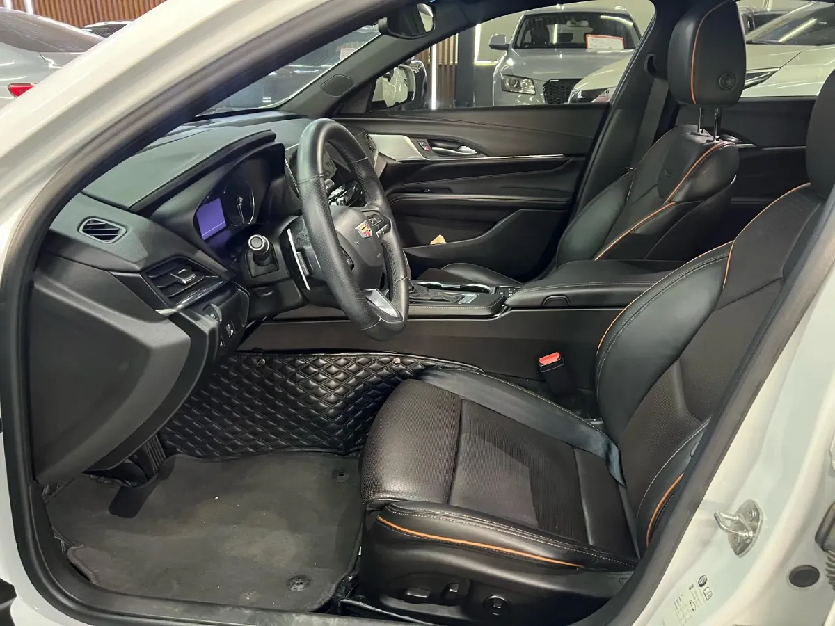 2022 Cadillac CT4 2.0T 237HP L4 8AT,autocango,china used car exporter,china ev exporter,chinese used car exporter,chinese used ev exporter