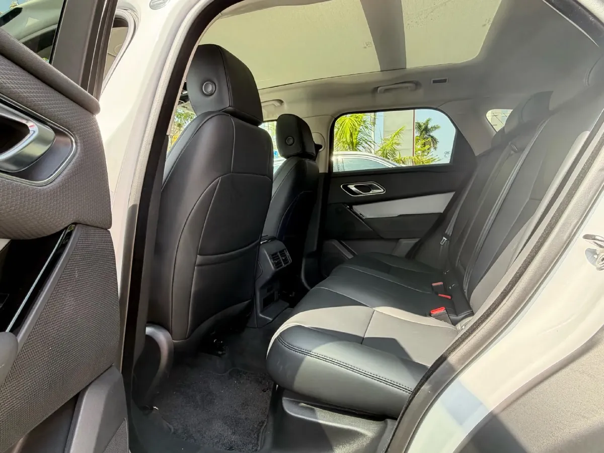 2024 Land Rover Range Rover Velar 2.0T 250HP L4 8AT,autocango,china used car exporter,china ev exporter,chinese used car exporter,chinese used ev exporter