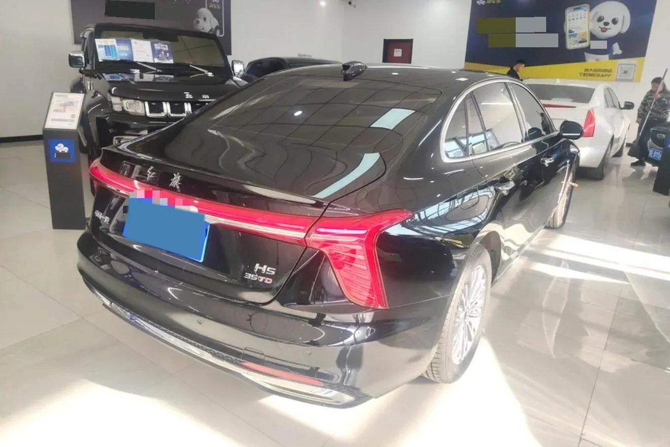 2024 HongQi H5 1.5T 169HP L4 7DCT,autocango,china used car exporter,china ev exporter,chinese used car exporter,chinese used ev exporter