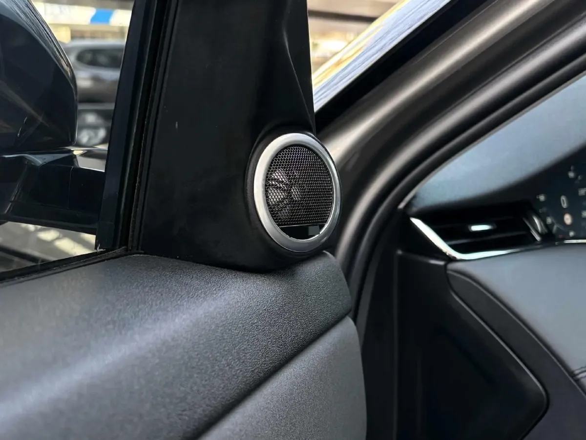 2021 Land Rover Range Rover Evoque 2.0T 249HP L4 9AT,autocango,china used car exporter,china ev exporter,chinese used car exporter,chinese used ev exporter