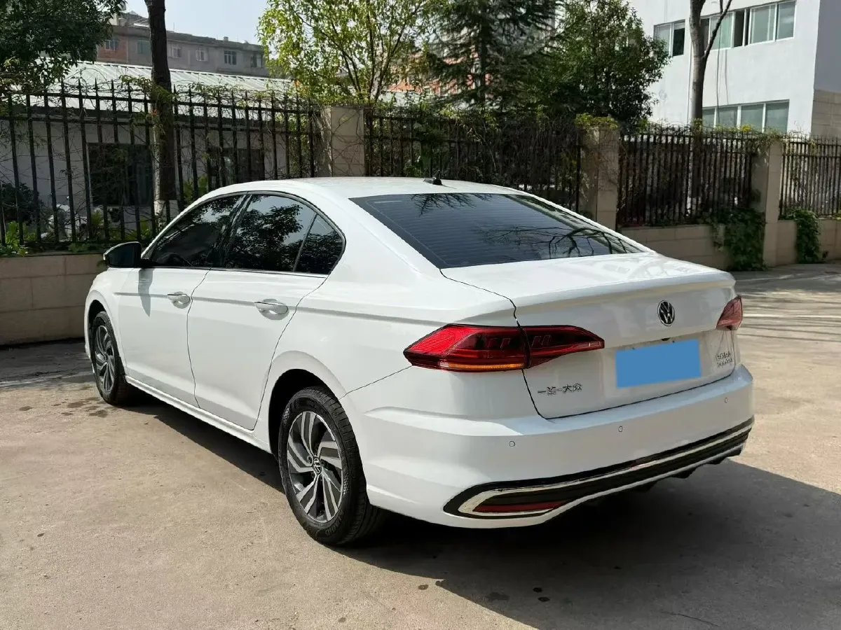 2023 Volkswagen Bora 1.2T 116HP L4 7DCT,autocango,china used car exporter,china ev exporter,chinese used car exporter,chinese used ev exporter