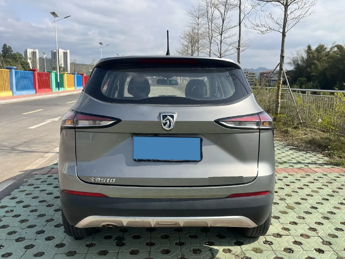 2019 BaoJun 730 1.5L 105HP L4 6MT,autocango,china used car exporter,china ev exporter,chinese used car exporter,chinese used ev exporter