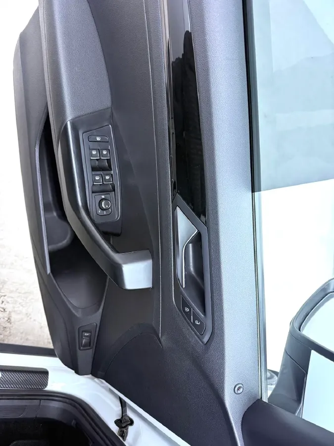 2021 Volkswagen T-Roc 1.4T 150HP L4 7DCT,autocango,china used car exporter,china ev exporter,chinese used car exporter,chinese used ev exporter