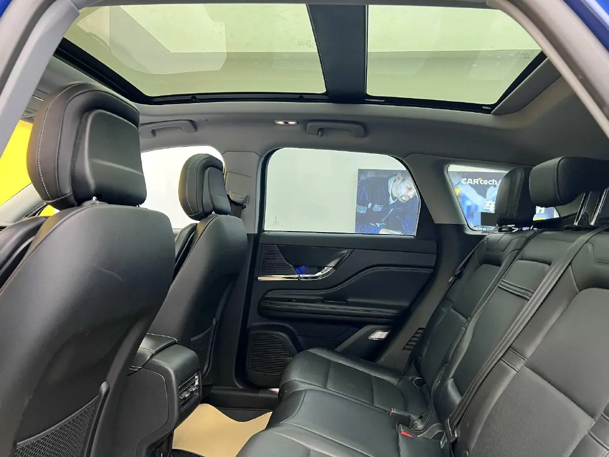 2021 Lincoln Corsair 2.0T 245HP L4 8AT,autocango,china used car exporter,china ev exporter,chinese used car exporter,chinese used ev exporter