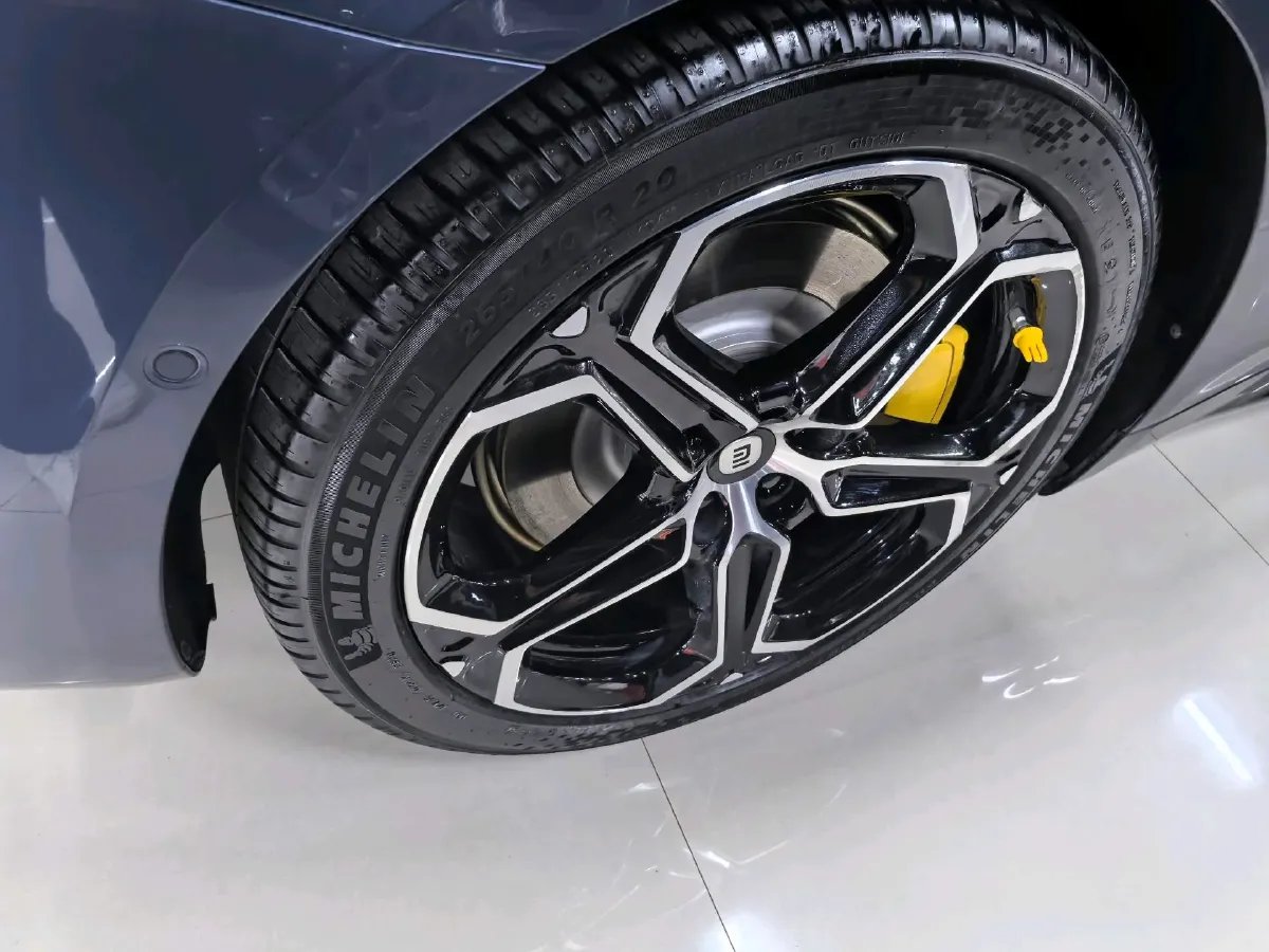 2024 MI SU7 BEV 101KWH,autocango,china used car exporter,china ev exporter,chinese used car exporter,chinese used ev exporter