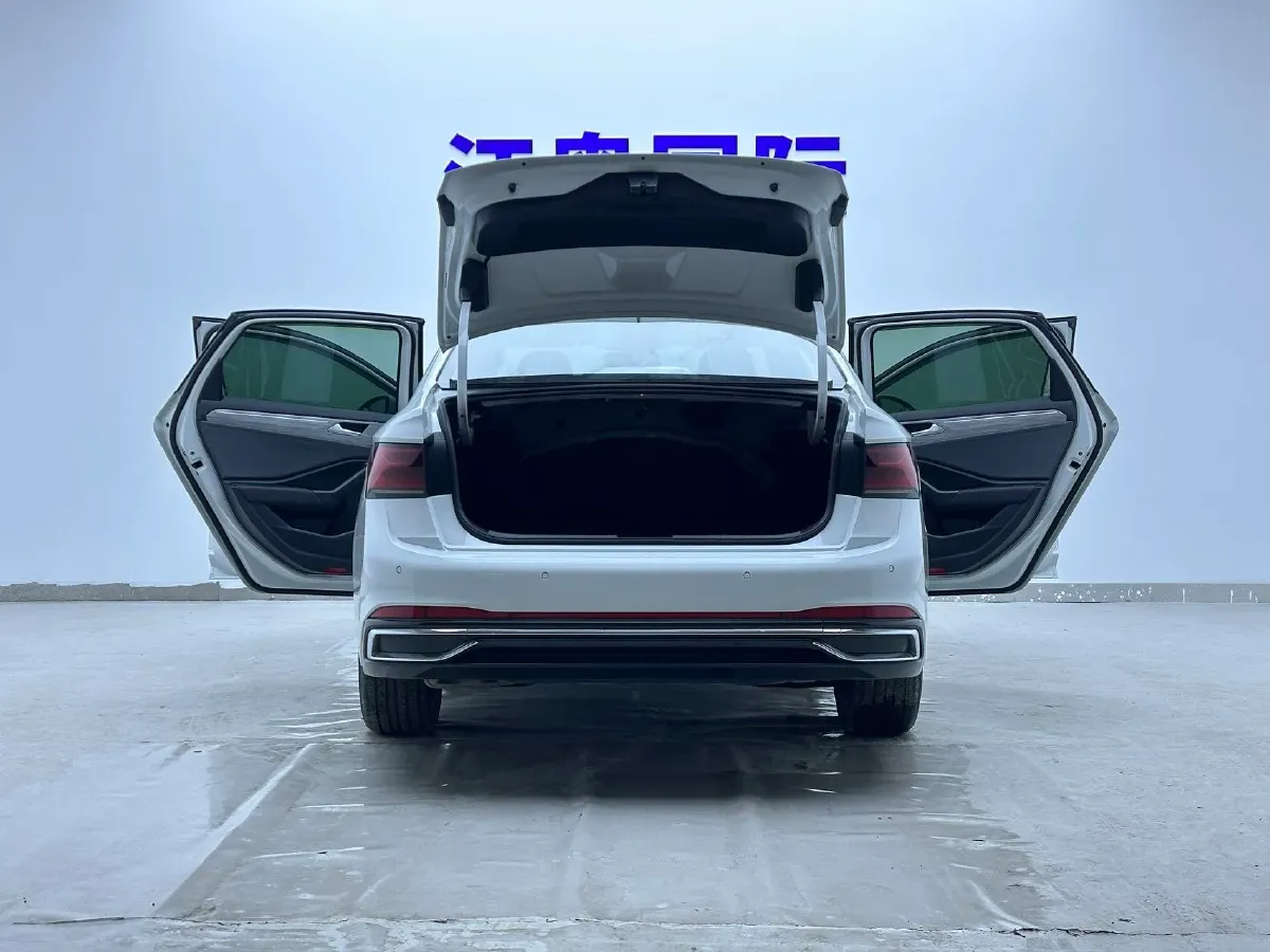 2023 Volkswagen Sagitar 1.4T 150HP L4 7DCT,autocango,china used car exporter,china ev exporter,chinese used car exporter,chinese used ev exporter