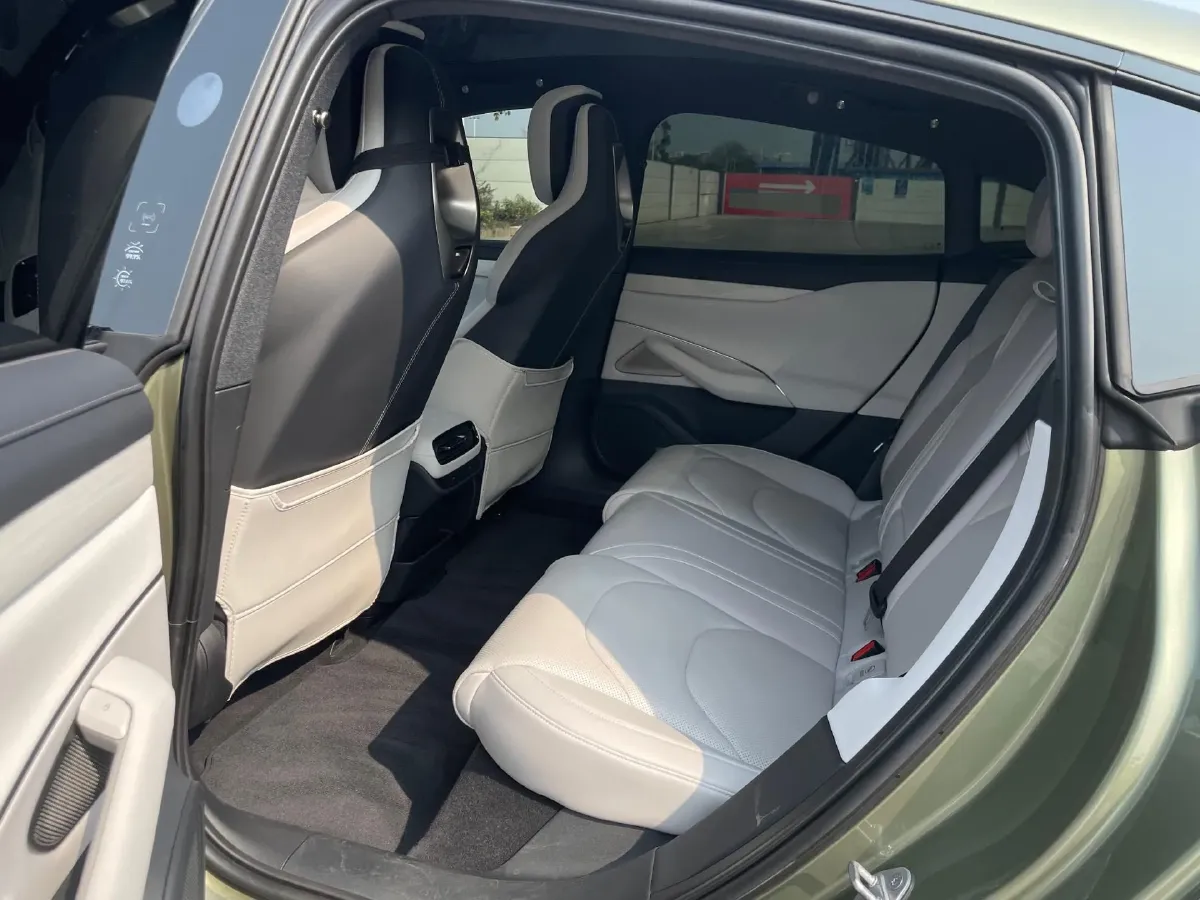 2024 MI SU7 BEV 94.3KWH,autocango,china used car exporter,china ev exporter,chinese used car exporter,chinese used ev exporter