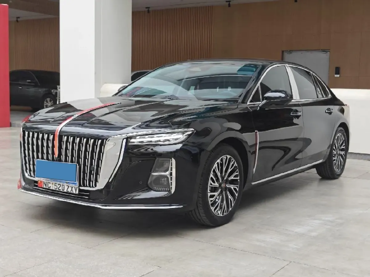 2024 HongQi H5 2.0T 224HP L4 8AT,autocango,china used car exporter,china ev exporter,chinese used car exporter,chinese used ev exporter
