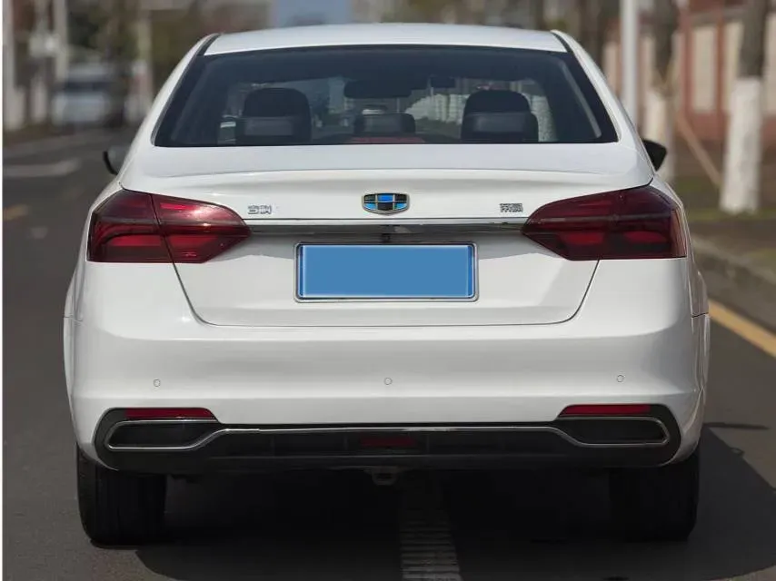 2018 Geely Emgrand 1.5L 109HP L4 5MT,autocango,china used car exporter,china ev exporter,chinese used car exporter,chinese used ev exporter