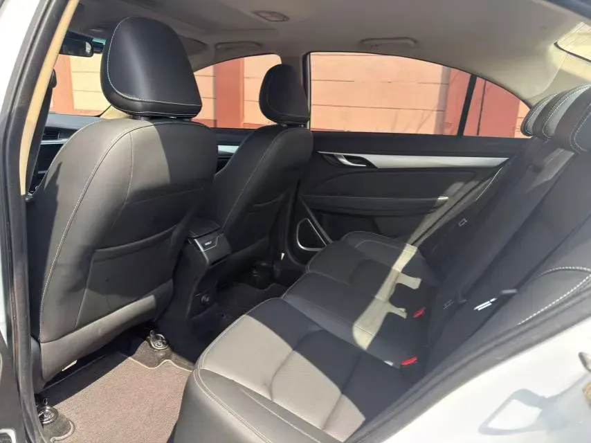 2018 Geely Emgrand 1.5L 109HP L4 5MT,autocango,china used car exporter,china ev exporter,chinese used car exporter,chinese used ev exporter