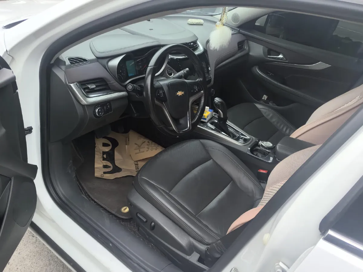 2018 Chevrolet Malibu 1.5T 170HP L4 6AT,autocango,china used car exporter,china ev exporter,chinese used car exporter,chinese used ev exporter