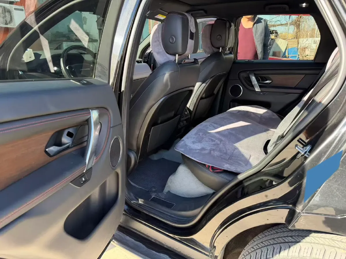 2021 Land Rover Discovery Sport 1.5T 200HP L3 8AT PHEV,autocango,china used car exporter,china ev exporter,chinese used car exporter,chinese used ev exporter