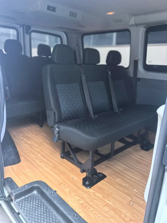 2020 MAXUS XinTu V80 2.0T 139HP L4 6MT,autocango,china used car exporter,china ev exporter,chinese used car exporter,chinese used ev exporter