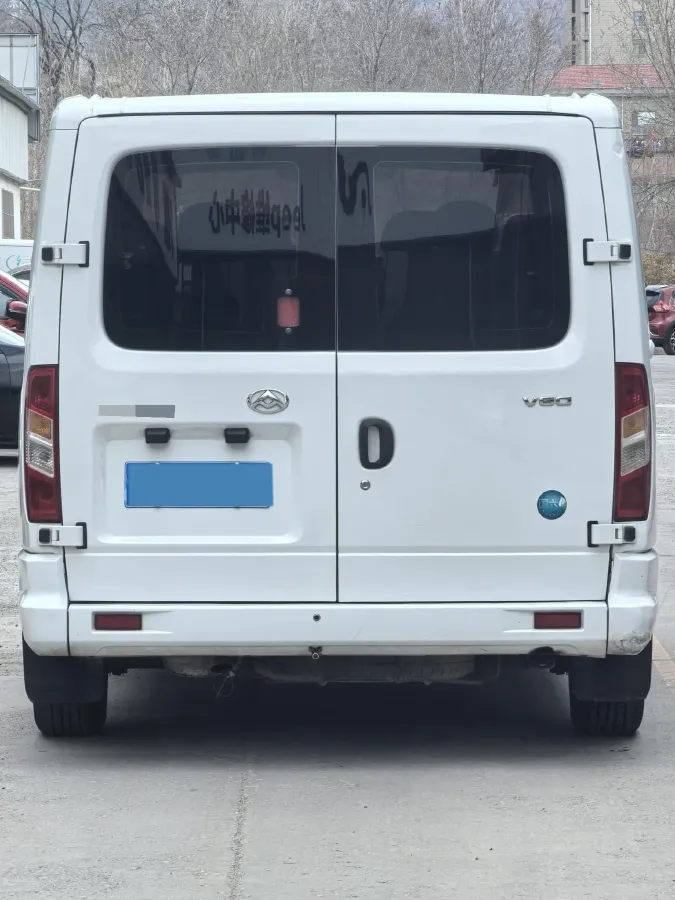 2020 MAXUS XinTu V80 2.0T 139HP L4 6MT,autocango,china used car exporter,china ev exporter,chinese used car exporter,chinese used ev exporter