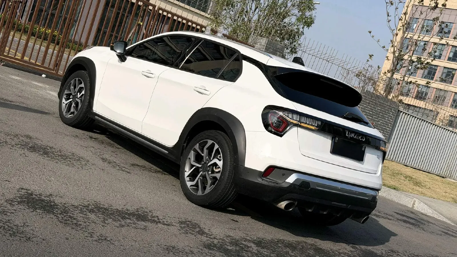 2018 Toyota C-HR 2.0L 171HP L4 CVT,autocango,china used car exporter,china ev exporter,chinese used car exporter,chinese used ev exporter