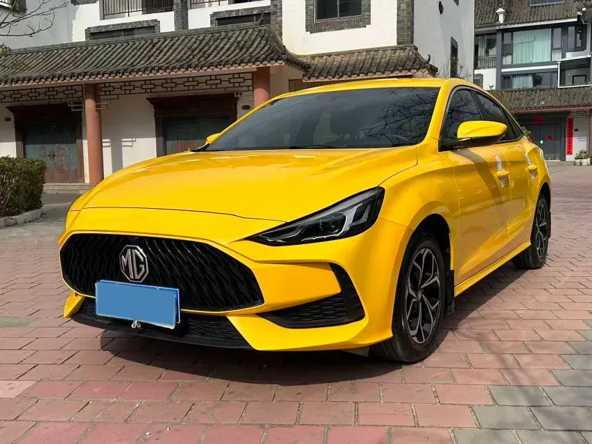 2021 MG 5 1.5L 120HP L4 5MT,autocango,china used car exporter,china ev exporter,chinese used car exporter,chinese used ev exporter