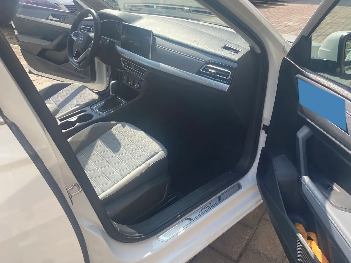 2023 Volkswagen Lavida 1.5T 160HP L4 7DCT,autocango,china used car exporter,china ev exporter,chinese used car exporter,chinese used ev exporter